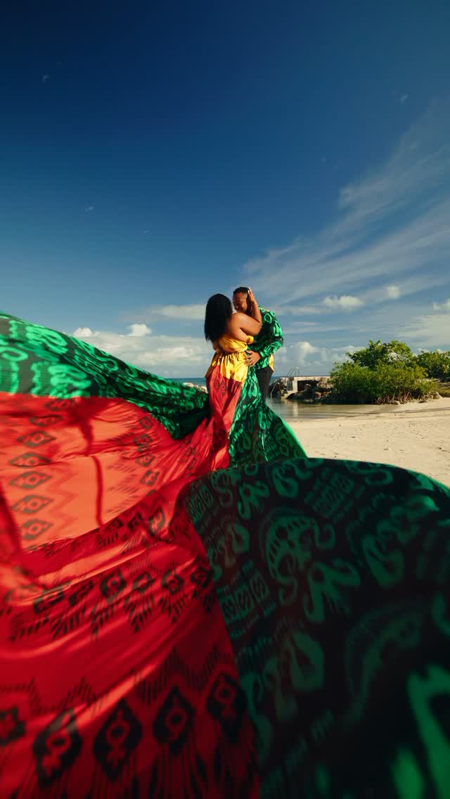Truly, madly, deeply in love โค๏ธโ๐ฅ
What a blessing it is to find a partner that matches your energy. It was an absolute pleasure working with these two for their engagement shoot. Congratulations to you both!
๐ฅ @kashif.robinson
๐ @nikaecosmetics
#herdressjamaica #jamaicaflyingdress #montegobayphotographer #flyingdressjamaica
