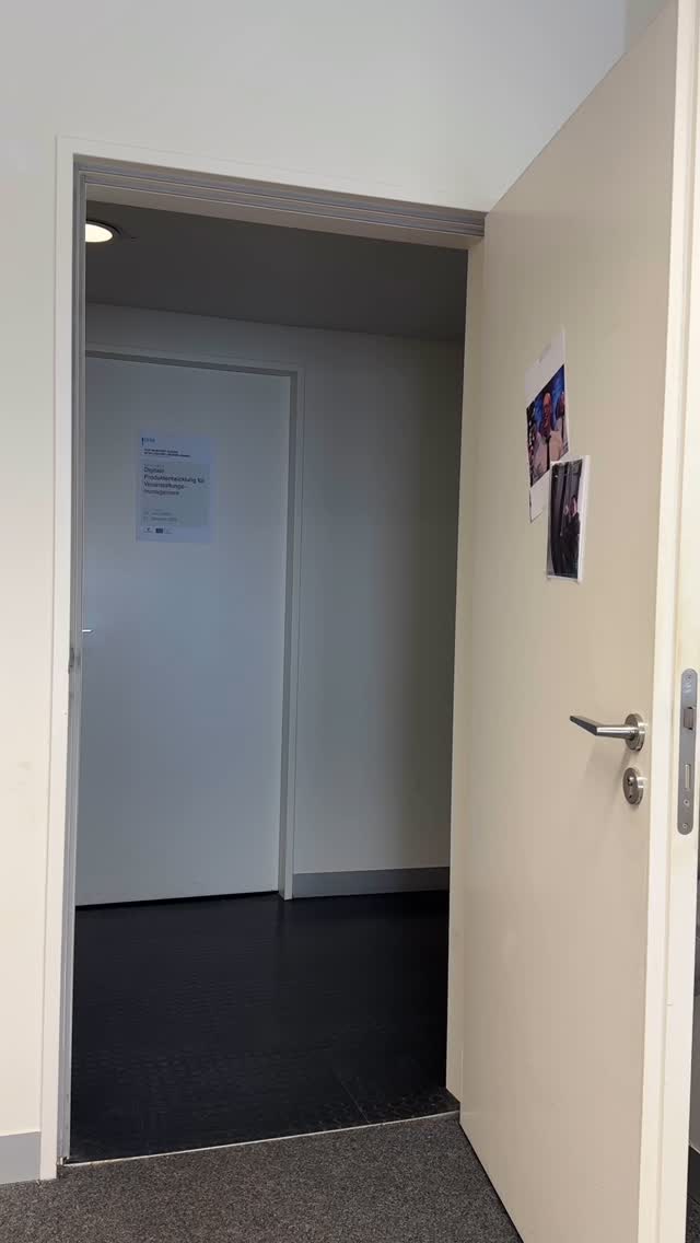 Zusammenarbeit ist uns wichtig 🤝
Fun fact: ESN wird hier in der GmbH vom Team fast schon inhaliert 😄 @esncom gibt es eigentlich schon Firmen die ihr sponsert? 😏
#ovgugmbh #ovgu #worklifebalance #teamwork #team #fun