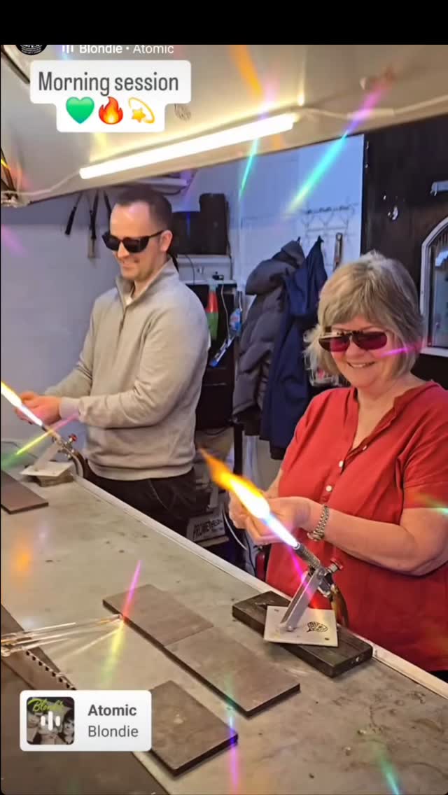 Today's session with mum surprising her son with one of his long term bucketlist moments ticked off. Traveli g a distance they loved it and he is coming back. They both did great and went home with their items they made
I look forward to seeing you again šš„š«
#brightonglass #glass #brightonglassblowing #glassblowing #experiences #flamewotking #lampworking #brighton #bucketlist #brightonglassart