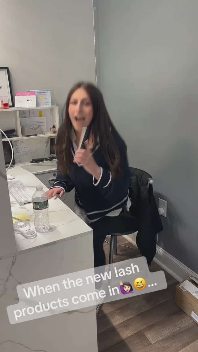 We love when new products come in! 🙋🏻♀️😆 #loveyourlook #lashextensions #beauty #lashfunnies