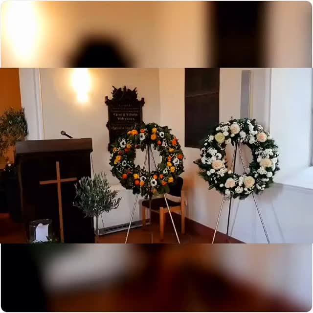 Wir geben dem Moment die Dauer🖤♥️
#cityblumehdh #trauer #abschied #liebe #dekoration