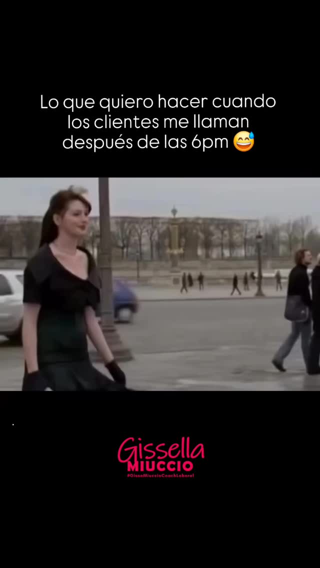 Establecer límites también es parte de tu marca personal
Si el trabajo sigue llamándote después de las 6 pm, pero tu contrato no dice "disponibilidad 24/7", quizá sea hora de hacer lo que Andy en El Diablo Viste a la Moda... aunque obvio, sin lanzar el celular a la piscina jajajaja.
✅ Responder fuera de horario una vez puede parecer compromiso, pero hacerlo siempre puede hacer que los demás lo den por sentado.
✅ Tu tiempo también vale, y saber gestionarlo no solo protege tu bienestar, sino que también comunica profesionalismo.
Así que, antes de contestar ese mensaje nocturno, pregúntate: ¿Estoy siendo estratégico con mi tiempo o solo reaccionando?
#MarcaPersonal #Empleabilidad #WorkLifeBalance #HumorLaboral #GisseMiuccioCoachLaboral