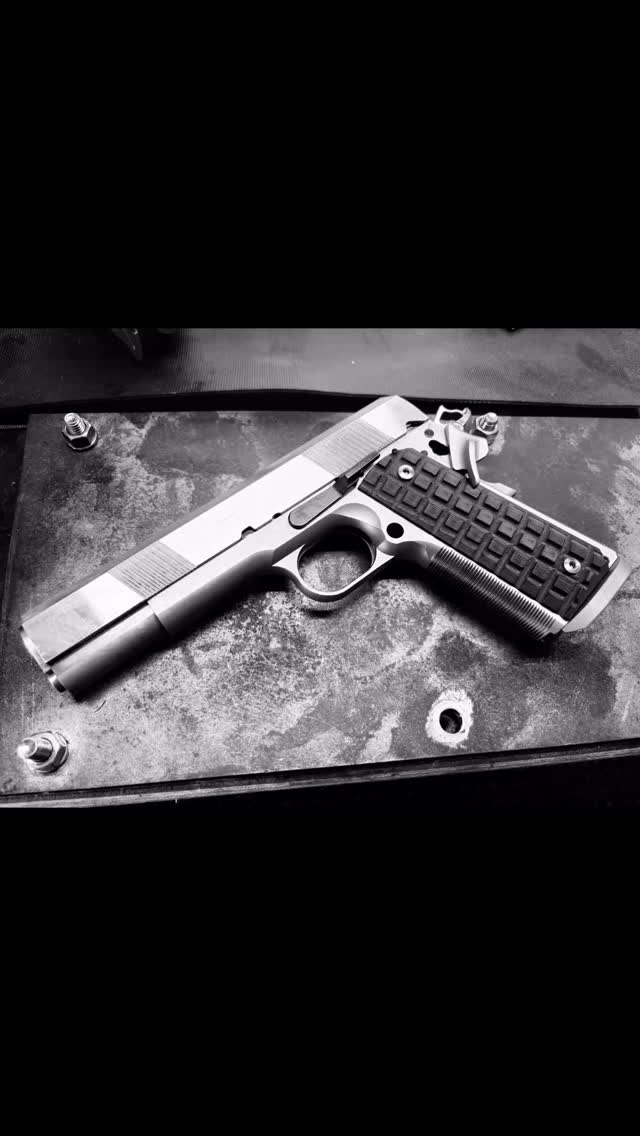 Gunmann Custom 1911G1