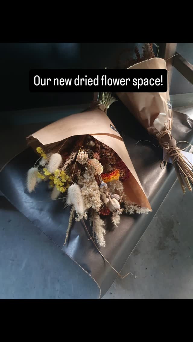 We're almost there! Weeks of prep and a good old sort out have worked wonders on those site offices. The cutting room and the dried flower room are ready for visitors. Pop into @thefarmyardkitchensherborne opposite us for delicious coffee, cakes and lunches. Open every day from next week. - Helen