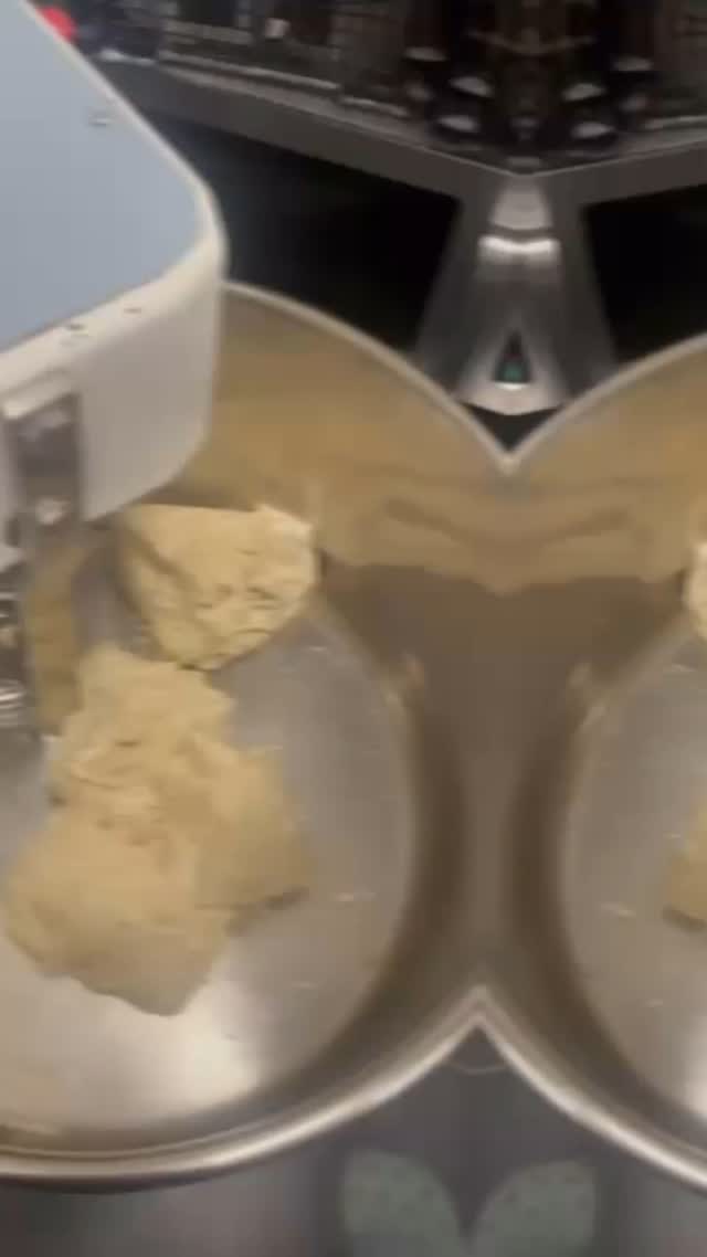 A little look into how we make our dough from scratch, in all our stores!