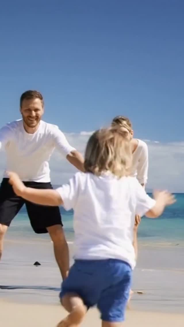 „🏡✨ Traumhaus in Spanien! ☀️ Dein Paradies am Meer wartet! 🌊🏖️
#spanienimmobilie #HausAmMeer #Traumhaus #InvestierenInSpanien #LebenWoAndereUrlaubMachen #CostaDelSol #SpanienLeben #ImmobilienKauf #HolidayHome #LuxuryLiving