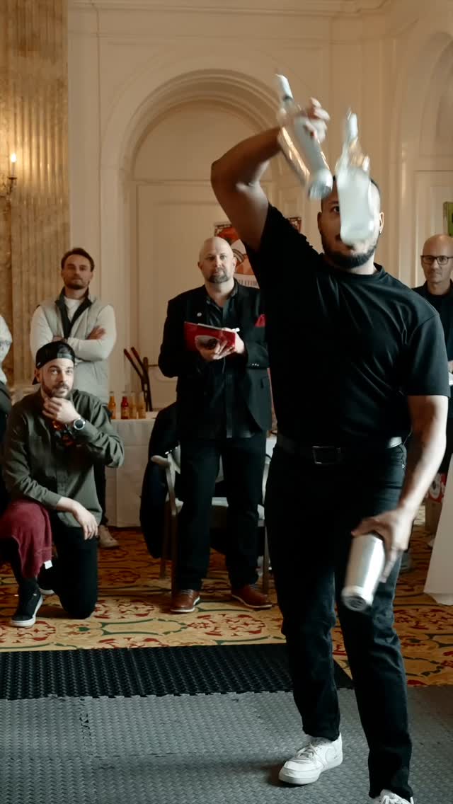 SBU WCC 2025 aftermovie
#swissbarkeeperunion ##swissbartender #cocktailcompetition #bartender #luzern #videooftheday @genussfotograf #stevenkohl #videograf