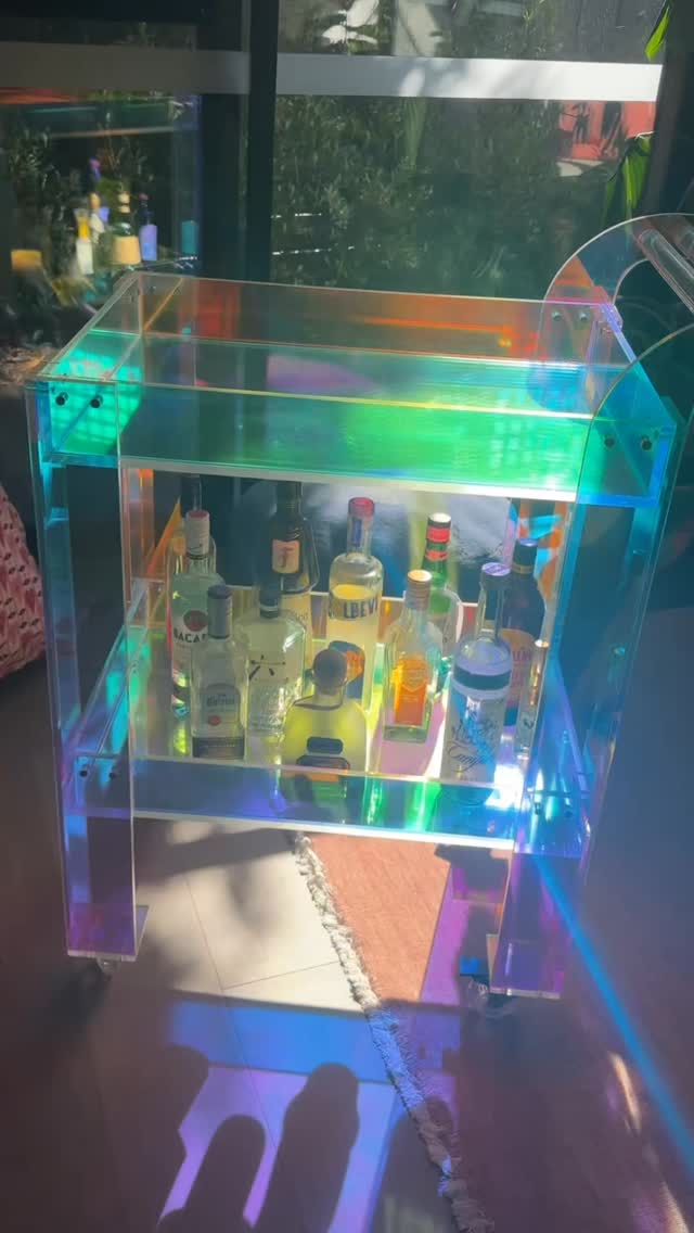 Ofcourse the launch needed to have a little moment for Sierra ☀️
#dinnerparty #styling #event #smallbusiness #womenownedbusiness #girlies #foryoupage #cute