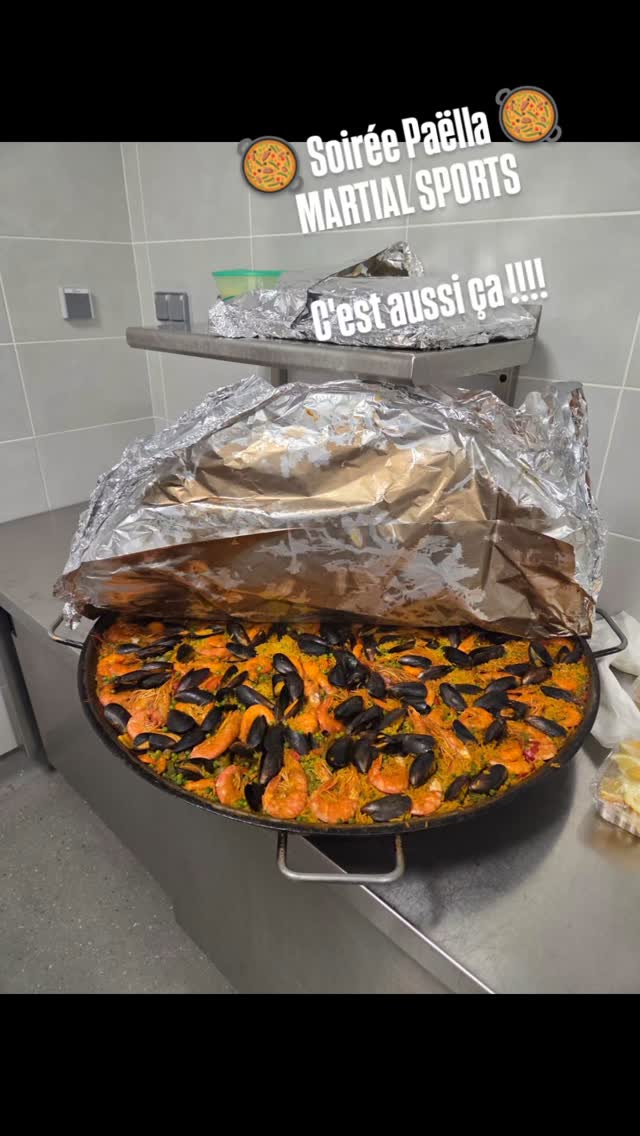 "Samedi soir, notre soirée Paëlla a été un succès retentissant !
Une cinquantaine de personnes ont répondu présent, et l'ambiance était au rendez-vous.
Un grand merci à nos musiciens talentueux pour leur performance guitare-voix et violoncelle, qui ont créé une atmosphère magique.
La soirée s'est terminée en beauté avec un quiz endiablé et des jeux qui ont fait rire tout le monde.
Merci à tous les participants pour cette soirée mémorable ! "
@fender_steven38
#claix #jjb #judo #mma #bjjgrenoble