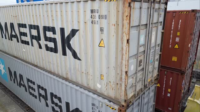 Unser Firmengebäude in Kassel – hier läuft alles zusammen.
Industriebedarf, Antriebstechnik und Arbeitsschutz: Wir liefern Lösungen, die funktionieren.
Kein Showoff, kein Blitzlicht – einfach zuverlässige Technik und solides Business. Genau wie unsere Produkte.
Von hier aus steuern wir alles, was unsere Kunden brauchen. Mit der richtigen Mischung aus Erfahrung und Innovation. Und ja, wir sind stolz auf das, was wir tun. 💪
#Inpart #Kassel #Industriebedarf #Antriebstechnik #Arbeitsschutz #Logistik #MadeInKassel