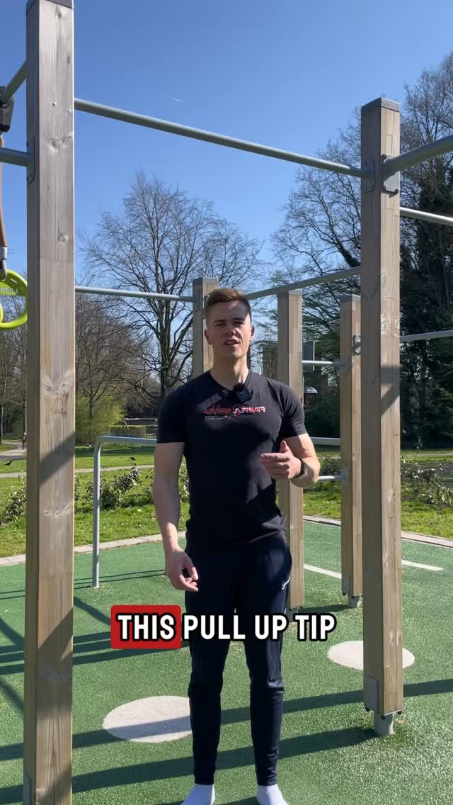 Many people struggle with pull-ups because they focus too much on pulling themselves up with their arms. A more effective cue is to think about pulling the bar down toward your chest.
This simple mental shift recruits your lats and engages your back more efficiently, leading to better form and greater strength over time.
Next time youโre training pull-ups, focus on driving your elbows down and pulling the bar to youโyouโll notice the difference.
#pullup #pulluptips #calisthenics #bodyweighttrainning #fitnesshacks #strengthtraining #workouttips