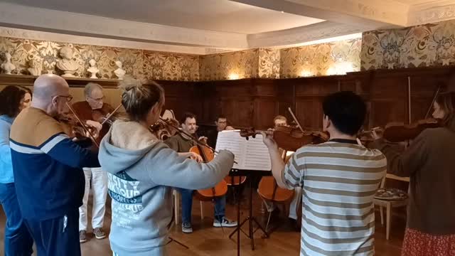 Lovely music group staying at Symondsbury Manor and making full use of the grand piano and particularly good accoustics in the ballroom
#symondsburymanor #symondsbury #dorset #bridportholidays #bridportlife #bridportdorset #jurrasiccoast #dorsetcoast #countryholidays #countryholidaysuk #englishmanorhouse #englishmanors #englishmanor #englishmanorhousestyle #selfcateringaccommodation #selfcateringholidays #selfcateringholidaysuk #selfcateringholidaysdorset #dorsetholidays #uniqueholidayrentals #holidayrentalsuk