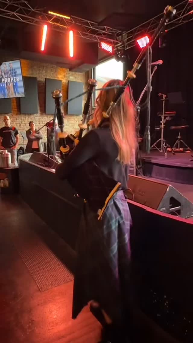 I love our community 🩵 Thank you @thelariatbv
#bagpipes #bagpiper #bagpipesrock #bagpipesanddrums #bagpipers #bagpipemusic #alpinebagpiper #music #celticmusic #salida #buenavista #bagrock