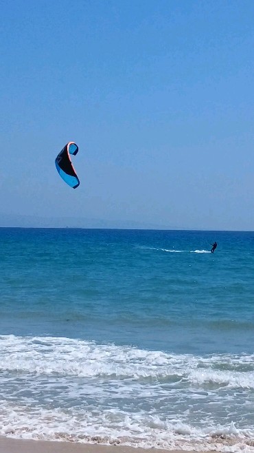 Ultimate Progression Kite Camps
Even in super light winds we can teach you new skills. Here Simon cracks the downloop transition with his 17m kite (yes, you can loop these big boys!)
Are you ready to push your kiting on to the next level?
Join us in Tarifa this summer!
https://www.highflyerstarifa.com/ultimate-kiters-camps
#kitesurfholidays #kitecamps #kitesurfing #tarifa