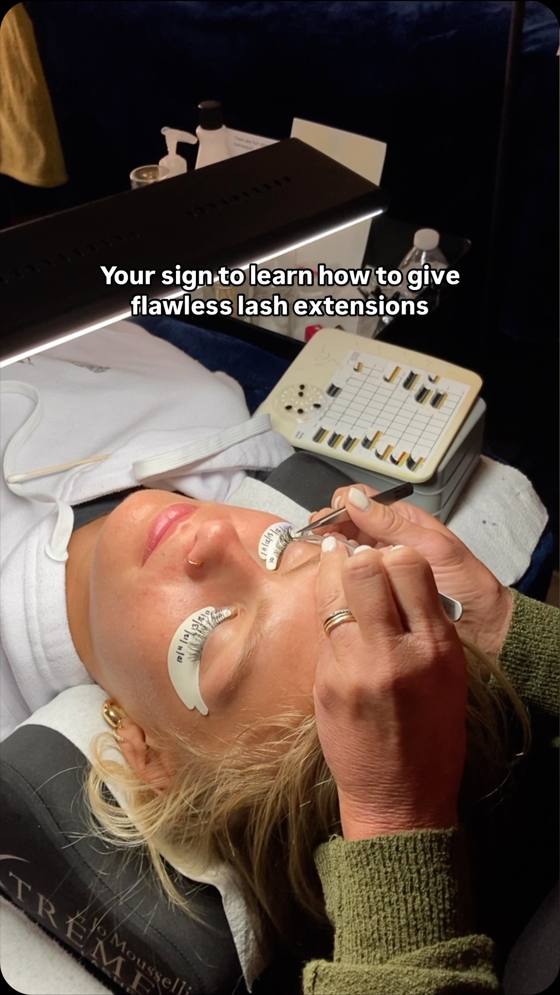 Don’t miss this opportunity to take our lash course with lash extension EXPERTS!
There are countless tips and tricks that you will learn along with a high quality kit to do the service🤩
#lash #lashextensions #lashextension #eyelashextensions #lashextensioncourse #lashextensiontraining #lashcourse #lashcourseindiana