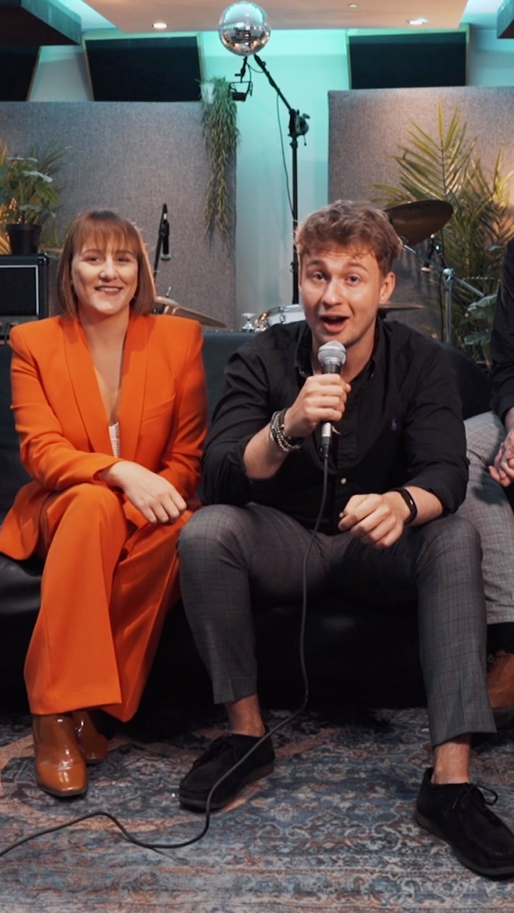 We’ve been working super hard these last few months… and we’re excited to say - our website is up, and we’re ready to take your bookings now!
•
•
We’re here to provide entertainment in the form of live music. All of your favourite songs, any genre, any style, we’ve got it covered!
•
•
Available for booking now, using the email address in our bio.
•
•
#FunctionBand #CoversBand #WeddingBand #LiveMusic #MiamiHigh