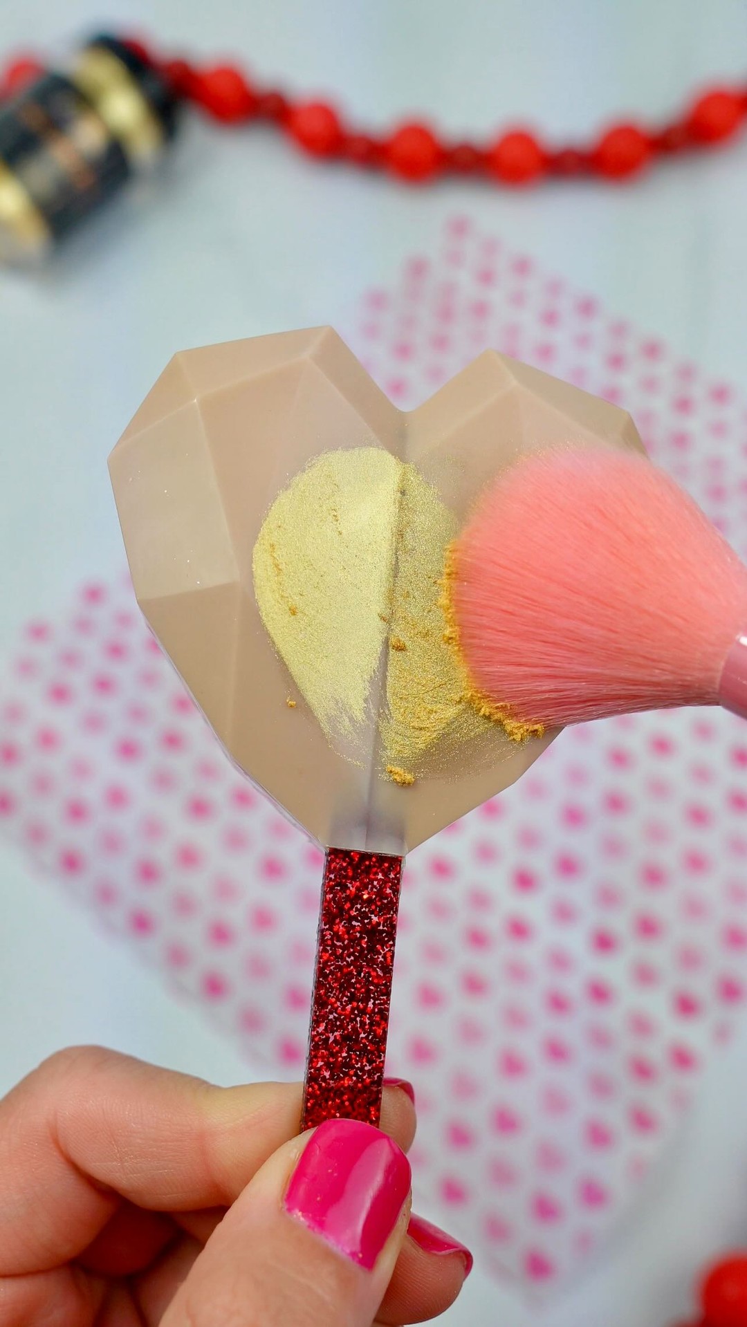 Elevate your treats with REAL Edible Luster Dust! 🌟 Non-toxic and safe to consume, because not all glitter is created equal! Check your labels, decoration only doesn’t mean it’s edible!
Shop now at www.shinedessertglitter.com 💫
#ValentinesDay #Valentines #SeasonOfLove #Vday #Cakesicles #Treats #Dessert #EdibleGold #EdibleLusterDust #VdayParty #Love #ShineDessertGlitter #EdibleGlitter #Glitter