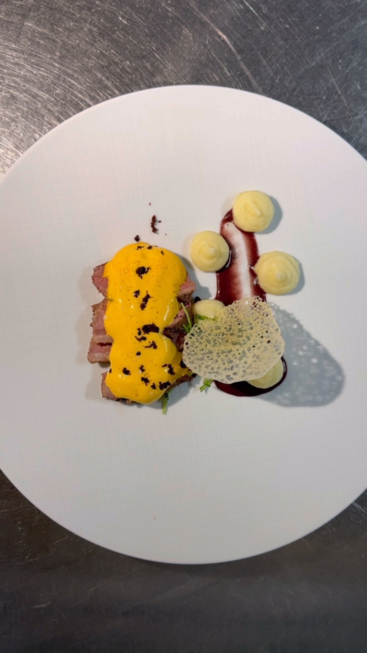 😍
Geniesse leckere Gerichte von unserem Küchenchef Adrian und seinem Team. Reserviere auf www.oberstadt-baden.ch
