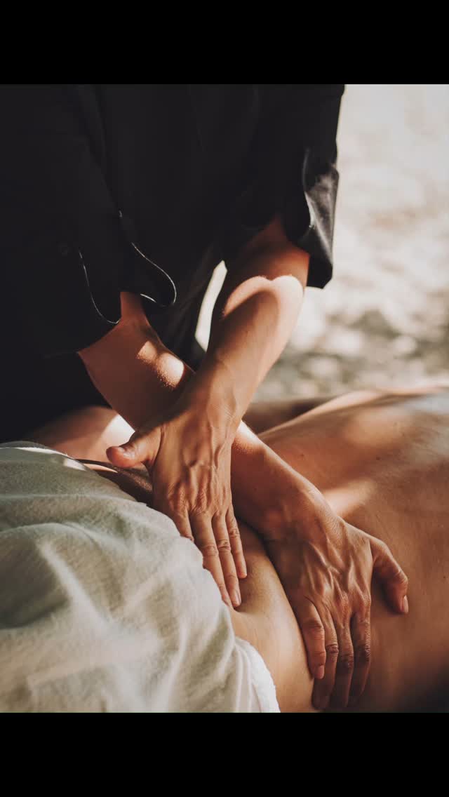 ✨ Offrez-Vous un moment unique de relaxation ✨
Ce massage doux et englobant vous invite à la détente avec douceur et bienveillance.
Parce que vous êtes unique, mes soins sont entièrement personnalisés pour vous offrir une expérience sur-mesure.
Pour plus d'informations et de soins consultez mon site 👇
https://www.aucreuxdessens.fr/massage
#aucreuxdessens
#massagerelaxant #bienetre #saintpaultroischateaux #detente #soinpersonnalisé