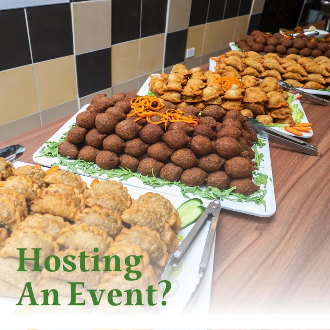 🎉 Let us bring the flavours to you! Explore our catering spreads - perfect for any occasion. Book Shamiat for an unforgettable culinary experience 🥗🎊 Contact us today!
.
#ShamiatEats #Food #SyrianCuisine #MiddleEastern #TasteOfSyria #Mediterranean #Melbourne #MelbourneFood #FoodieFinds #ExploreLocal #DineInMelbourne #ArabicFood #SyrianFood #LebaneseFood #Eats #northcote #northcotefood #northcoterestaurants #Catering #Events #melbourneevents