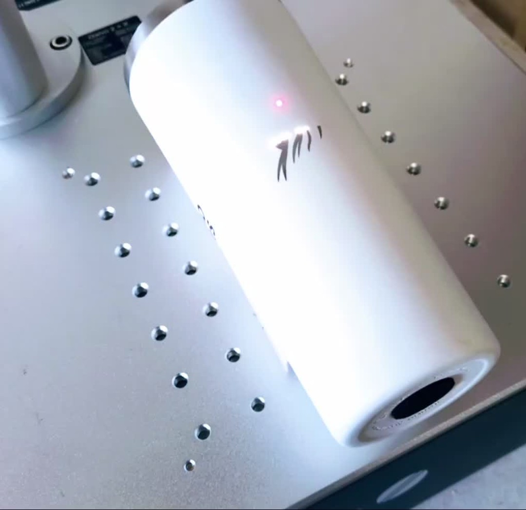 Ribbiting news! We're hopping with excitement to announce that we can now mark metals! Get ready to add a unique splash to your projects, from personalizing tools to creating one-of-a-kind gifts. Let your imagination leap, and contact us today to jumpstart your metal marking project! 🐸✨