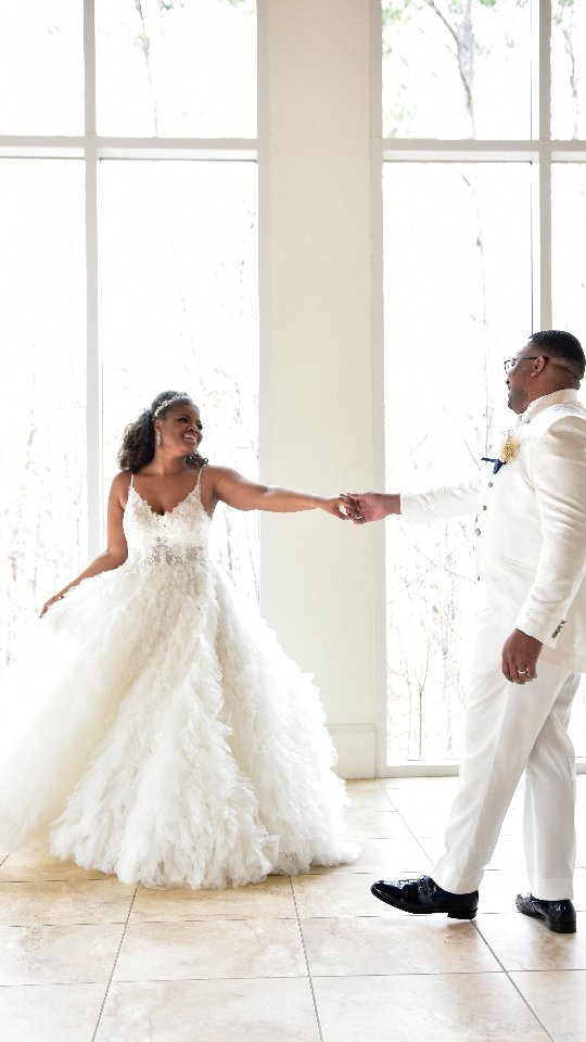 Another one close to home 🖤
#bohemianglam #weddingdecor #weddingdetails #bohostyle #bohochic #pampasgrasswedding #pampas #love #celebration