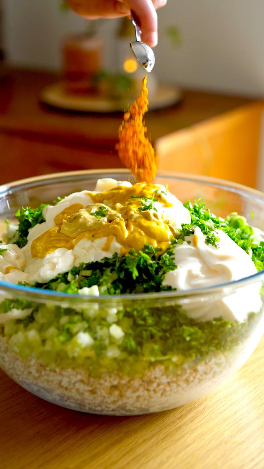 Tofu salad! One bowl and perfect for picnic weather 🧺🌿
Comment “tofu salad” to have the recipe sent to you 😌
#tofu #tofusalad #eggless #plantbased #veganrecipes