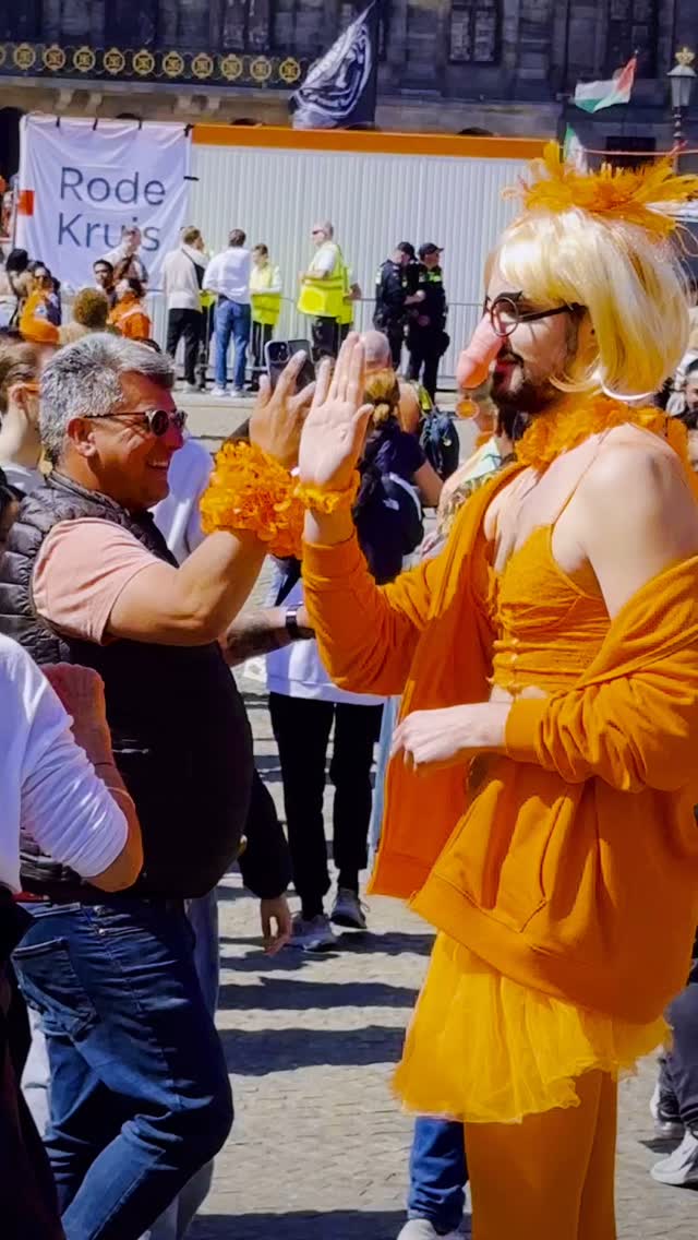 Why Everyone Loves Kingsday in Amsterdam 🥳🥳
#kingsday #amsterdam #Netherlands #nederland #koningsdag