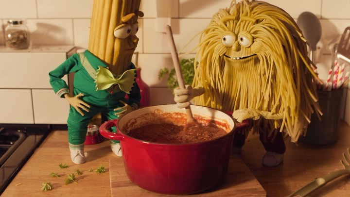 MARS
Senior Global Manager
Chantal Barcelona
Global Desing Director
David Gadd
THE & PARTNERSHIP
Creative Directors
Dan Northcote
Creative Directors
Smith & Nick Moss
Creative
Adam Jackson
Creative
Ted Price
Account Director
Emma Kelly
Business Director
Gemma Gee
Producer
Felicity Bamber
BLINK INK
Directors
Jonny Sabbagh
Directors
Will Harper
Producer
Igor Degtiarev
Executive Producer
Bart Yates
Head of Production
Alex Halley
Executive Producer
Josef Byrne
Head of Development
Clive Olamiju
CREW
PRODUCTION MANAGER:
SOPHIE JAKOBEK
PRODUCTION RUNNER:
RONITA AWOONOR-GORDON
LOCATION MANAGER:
ROB SURTEES
VFX SUPERVISOR:
PAUL HANNAFORD
POST PRODUCER:
NEUMA LLUSIÁ
1ST AD:
SIMON ASHEN
2ND AD:
ALEX STANKEVYCH
RUNNER:
ALEX MCNAIR SCOTT
RUNNER:
JAMES CAMPAYNE
DOP:
CARMEN PELLON BRUSSOSA
FOCUS PULLER:
DENIZ YILDIZ
CLAPPER LOADER:
CATHERINE HULME
GRIP:
DAN HUNTLEY
VIDEO PLAYBACK:
TONY CROUCH
DIT:
SZYMON WYRZYKOWSKI
SOUND OP:
TRISTAN WILLIAMS
CAMERA CAR DRIVER:
HANK VADIN
GAFFER:
SAM CROOK
ELECTRICIAN:
DYLAN ROGERS
ELECTRICIAN:
TOM WILLIAMS
GENNY OP:
CHRISTIAN BISHOP
PRODUCTION DESIGNER:
SAM RILEY
PROP MASTER:
SIMON CLIFFT
PROP MAN:
LUC GIUDICI
PUPPETEER:
ASHLEIGH CHEADLE
Puppet maker
AREEYA BASS
Puppet Sculpting
BETH SLATER
Puppet Costume
ROSE POPHAM
WARDROBE STYLIST:
ELLIE WALKER
WARDROBE ASSISTANT:
HENRY HAWKSWORTH
HAIR & MAKE UP ARTIST:
ROSIE MCGINN
FOOD STYLIST:
ROSIE SCOTT
FOOD STYLING ASSISTANT:
SOPHIE SIBBALD
FOOD STYLING ASSISTANT:
SOPHIE DENMEAD
MEDIC:
NICOLA GIBBS
DINING BUS DRIVER:
RICHARD PEARMAIN
HONEYWAGON DRIVER:
PAUL HOCKLEY
MOBILE KITCHEN DRIVER:
SILVIU TUDORI
CATERING:
GAV’S KITCHEN
POST PRODUCTION
Offline
Ten Three
Offline Producer
Rachel Goodger
Editor
Nick Armstrong
VFX
Okay Studio
VFX Producer
Neuma Llusiá
Executive Producer:
Josh Sanders
Colour Grade
Okay Studio
SOUND
Sound Mix
WAVE
TALENT
JEFF
MATTHEW DURKAN
HOUSEMATE
MARISSA HUSSAIN
10” NEWS
MARILYN NNADEBE