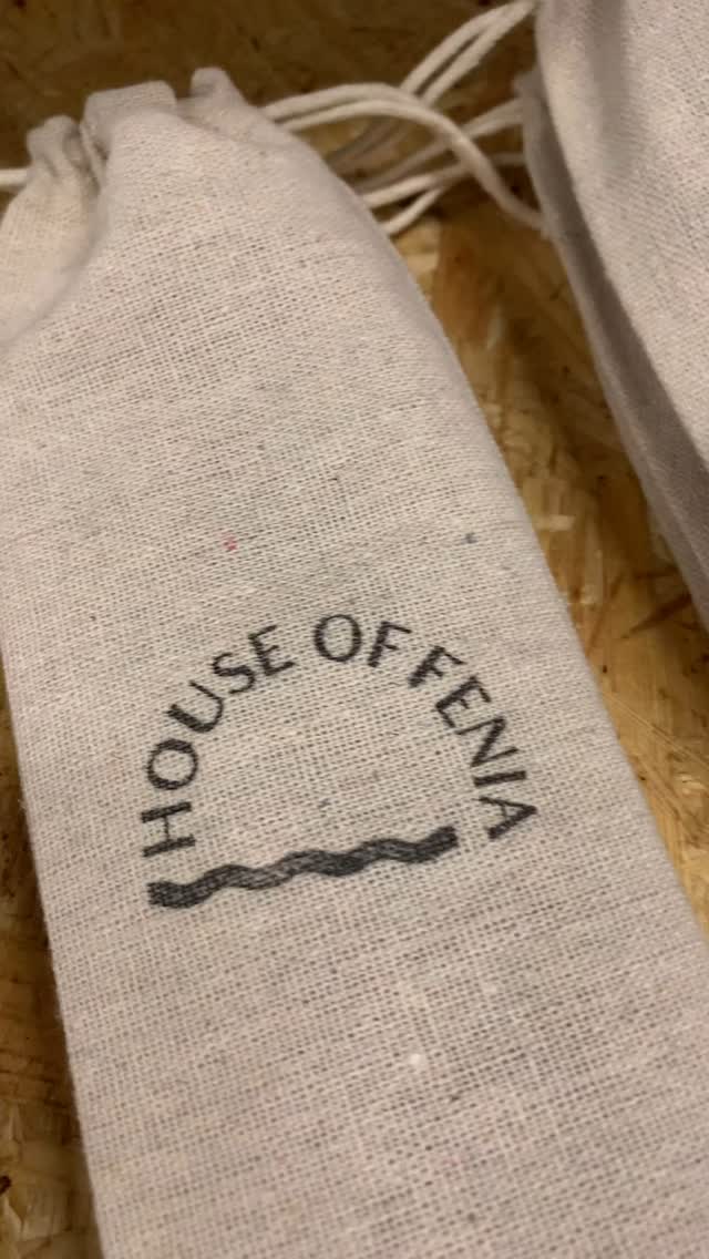 All the vintage treasures you desire are ready for their new home! What is your favourite?
🛒 DM to Shop & Inquire until the new updated site is up and running!
#HouseOfFenia #HOF #FeniasFinds
#Athens #Berlin #Miami #London #NewYork #Milan #Paris #ShopSmall #Shopping #Vintage #VintageLover