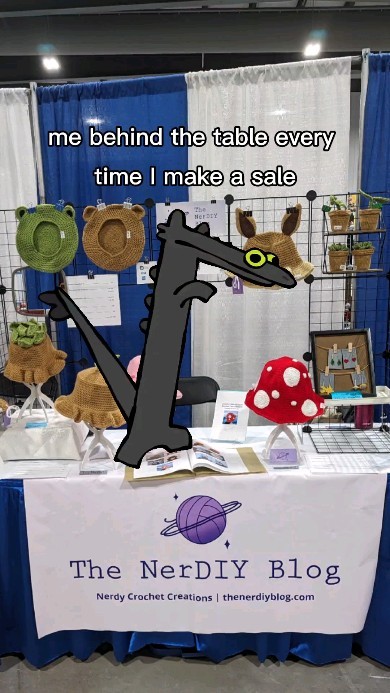 Actual footage of me at conventions
#crochetersofinstagram #smallbusinesssupport #smallbusinesstoronto