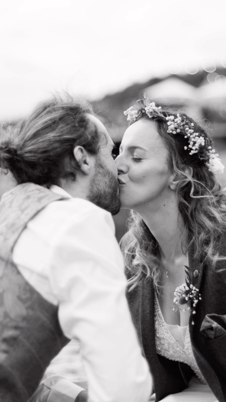 Vicky’s infectious smile managed to light up an entire Wedding on Saturday. Her and Tom celebrated tying the knot over at Hadsham Farm Weddings after a ceremony in Holy Trinity Church, Stratford, a spot that the couple dreamed of getting married in since they started dating 13 years ago.
The pair met in Sixthform and according to the best man’s speech, managed to turn their friendship into a relationship when Tom plucked up the courage to ask her out. Travelling all the way from Devon to the Midlands, the couple bought their West Country surf vibes along with them.
The two of them are just beautiful people inside and out and I loved their sense of adventure - especially involving a boat trip out on the lake at Hadsham.
There is so much energy in their photos, of which Vicky and Tom can take total credit for, such a pleasure to shoot 📷