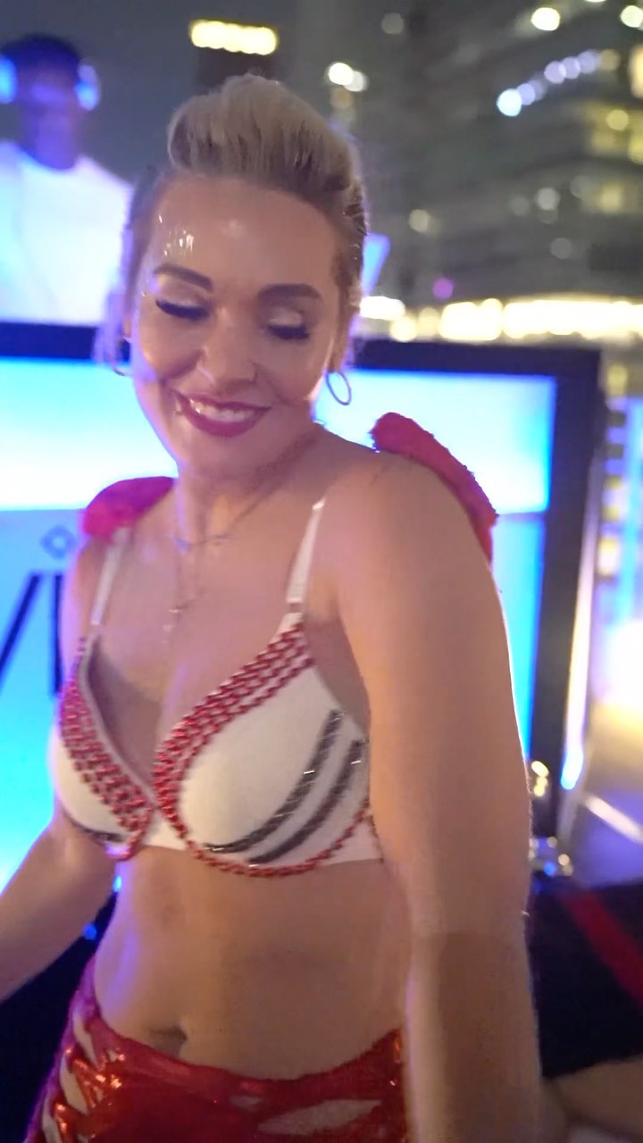 Starting March 17th! 🌇
Sunday Sunsets @ Z on 23 Rooftop
📍 Le Méridien Houston Downtown
Get Access 👉 myVIProoftop.com