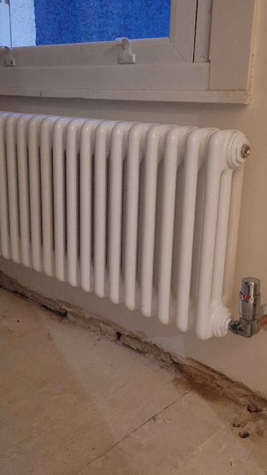I do love a radiator install
#RadManSam
#hashtagplumbing💛🖤💛
