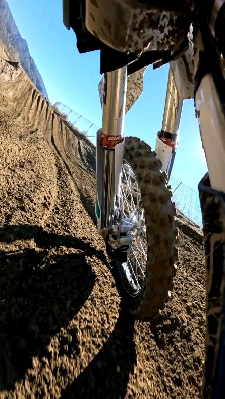 @landongibson23 at @foxraceway Supercross track prepping for @supercrossfutures
Shot with @gopro 12 Black using Motocross Metrics mount
#husqvarna #wpsuspension #supercross #supercrosslive #gopro #foxraceway #motocrossmetrics