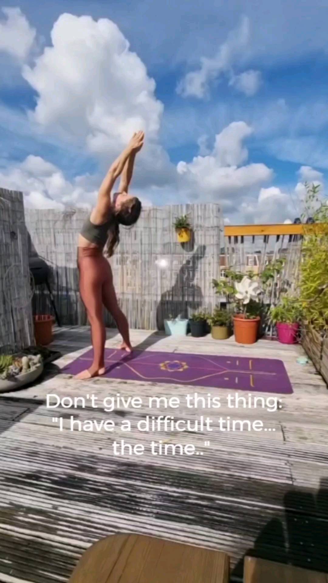 You MAKE the time...
#goforit #arnoldschwarzenegger #ashtangi #dropbacks #liforme #iamfromaustria
If its important to you you find a way. If not, you find an excuse.
With a @liforme yoga mat there is no excuse to not show up on ur mat.
