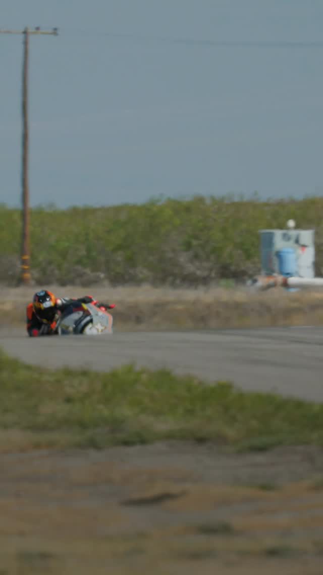In Round 1 of AFM, our riders were ready for any and everything. Taking on an entire field of gas bikes, they rode away with a 1-2 in Middleweight Superbike, a win in Formula 2, and a win in Formula 1 Open (against liter bikes). Feeling grateful for the positive weekend repaying all the efforts of our team. Looking forward to Round 2! Thanks for the killer hype video cut @skwid.media!