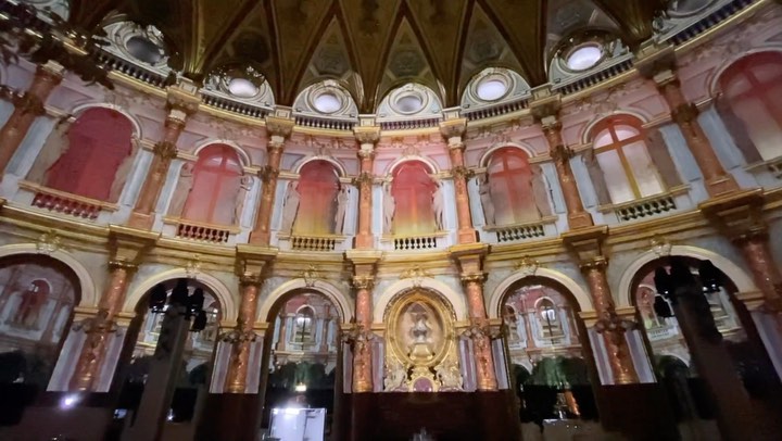 The whaoo effect! #intercontinentalparis #360degres #immersifvideo mapping #immersiveexperience #immersiveart #immersiveinstallation #immersivedining #intercontinentalhotel #intercontinentalparis #intercontinental #intercontinentalparislegrand #intercontinentalparislegrandhotel