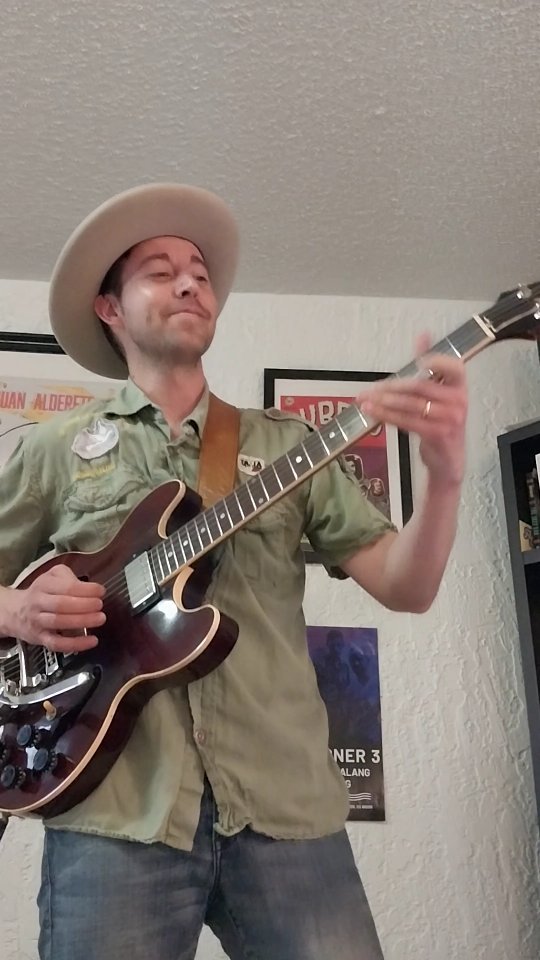 there are lots of opportunities to enhance the human experience via art/music:
5/26 Rusty Bucket 8pm
5/27 French 75 6pm
6/2 Spangalang 7pm
6/3 French 75 6pm
Milk Bar Jam Session on Tuesdays
visit www.alextrujillomusic.com for full schedule
#hankgarland #twanggang #es336 #countryguitar #gibsones336 #sugarfootrag #enhace #denverguitar #whiskey