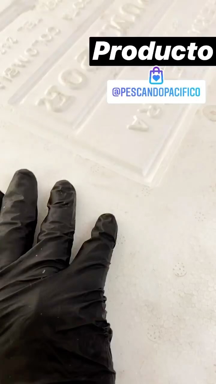 Pargo coliamarillo 🐠🇨🇴 (Lutjanus argentiventris)
Yellowtail snapper 🐠🇨🇴 (Lutjanus argentiventris)
#pargo #snapper #fresh #fish #sustainablefishing #pescasostenible #artesanal #pacificocean #calidad #quality #fresco