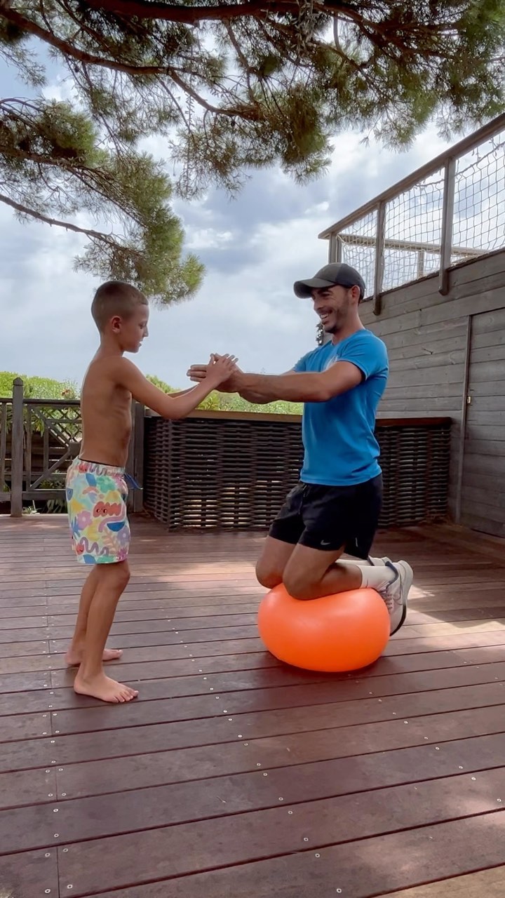 Balances skills 🤸🏻♂️