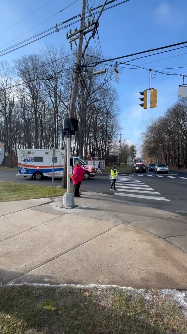 Sending off the New Canaan Rams football team to the state championships this morning! Go NC!!