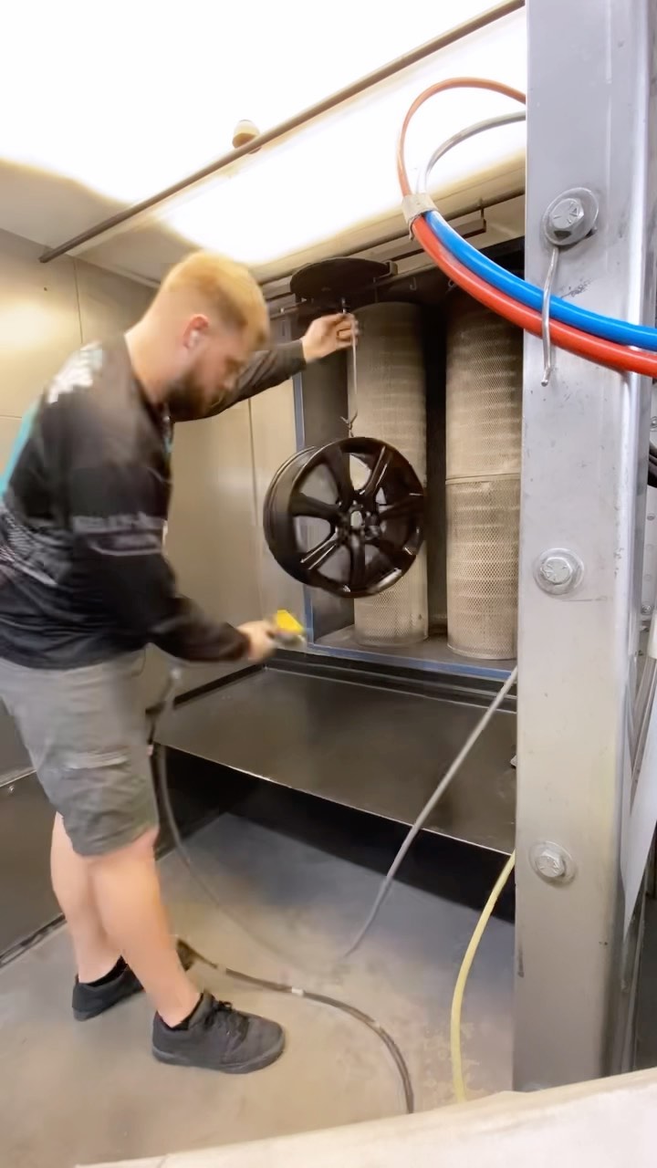 Here is a time lapse of shooting some aluminum wheels while they are hot in BK-05 (semi gloss black) enjoy 😉🔥🙌🏼
.
.
.
.
.
#custompowdercoating #powdercoatinglife #powdercoatedyeti #powdercoatservice #powdercoatnation #powdercoatingbusiness #powdercoatedfurniture #powdercoatitperfectly #powdercoatedwheels #powdercoatnation #powdercoatingservices #powdercoatingservice #powdercoated #powdercoating #powdercoatedmetal #powdercoatporn #powdercoatedsteel #powdercoatingporn #powdercoatedrims #powdercoateverything #powdercoatit #powdercoatlife #needpowdercoating