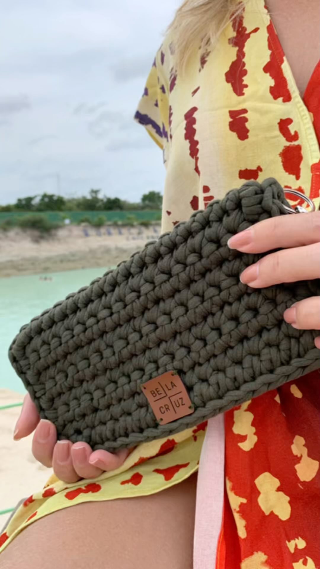 Be part of the movement! Be the change!
#belacruzbrazil #fashion #fashionstyle #bag #consciousfashion #environment #socialimpact #handmade #exclusive