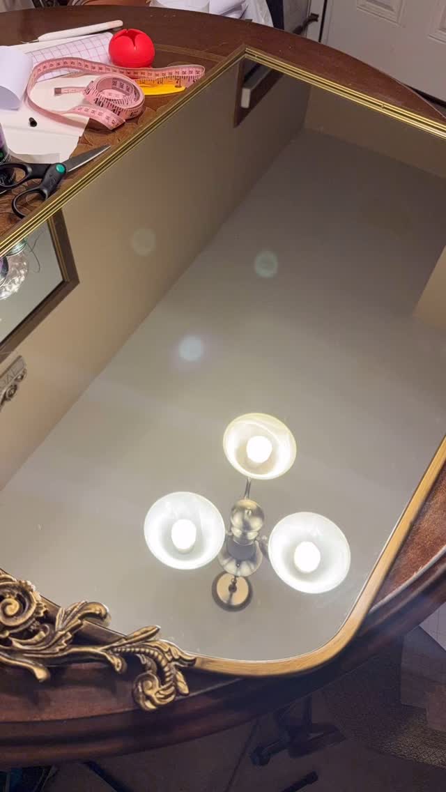 Wedding Szn is underway! Book Tatiana Ashanti Studio for all your custom signage needs today ๐ฅฐโจ
#bridalshower #welcomesign #mirrorsign #bridgerton #gardenparty #weddingseason #victorian #diy