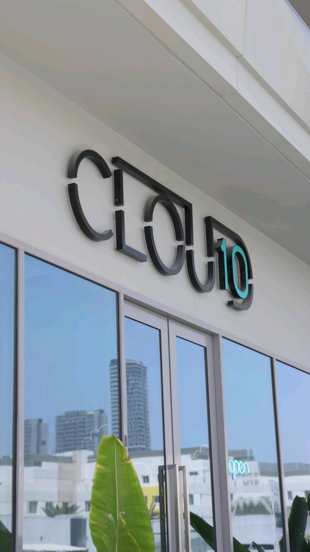 Feel over the cloud with all the delicious dishes at #Clould10Dubai.
#Clould10Dubai #JumeirahVillageCircleRestaurant #JumeirahVillageCircle #JVCcoffeeshop #JVCrestaurant