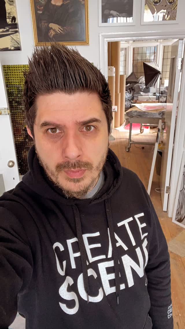 Should I do more #behindthescenes updates like this? Do you wanna see into my life in the studio more? Lemme know… #Artist #artstudio