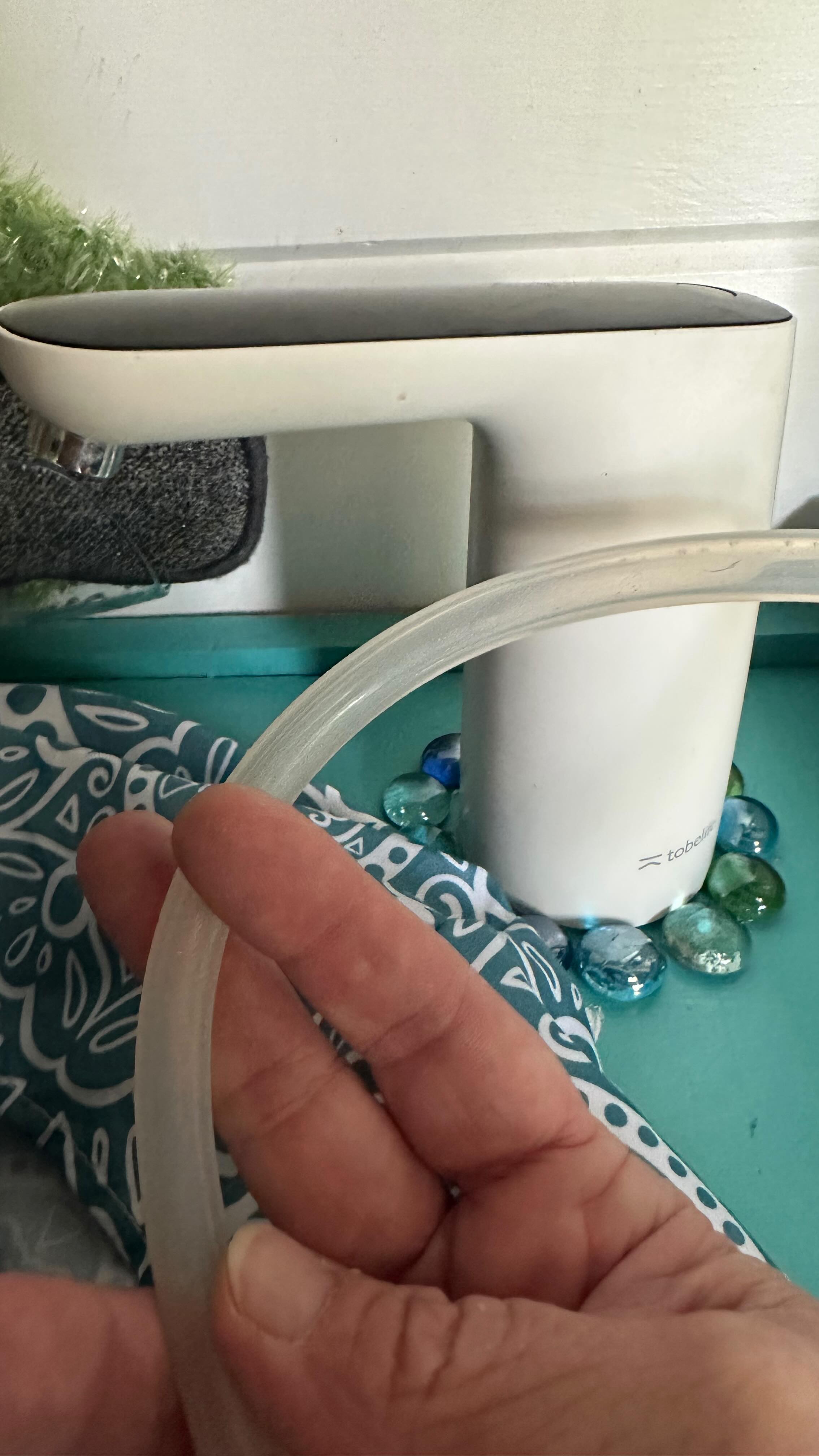 I figured out a way to clean the very difficult water hose I am using for my water system and though others may have the same issue!! #vanlifehacks #vanlife #solofemalevanlife #cleaninghack
