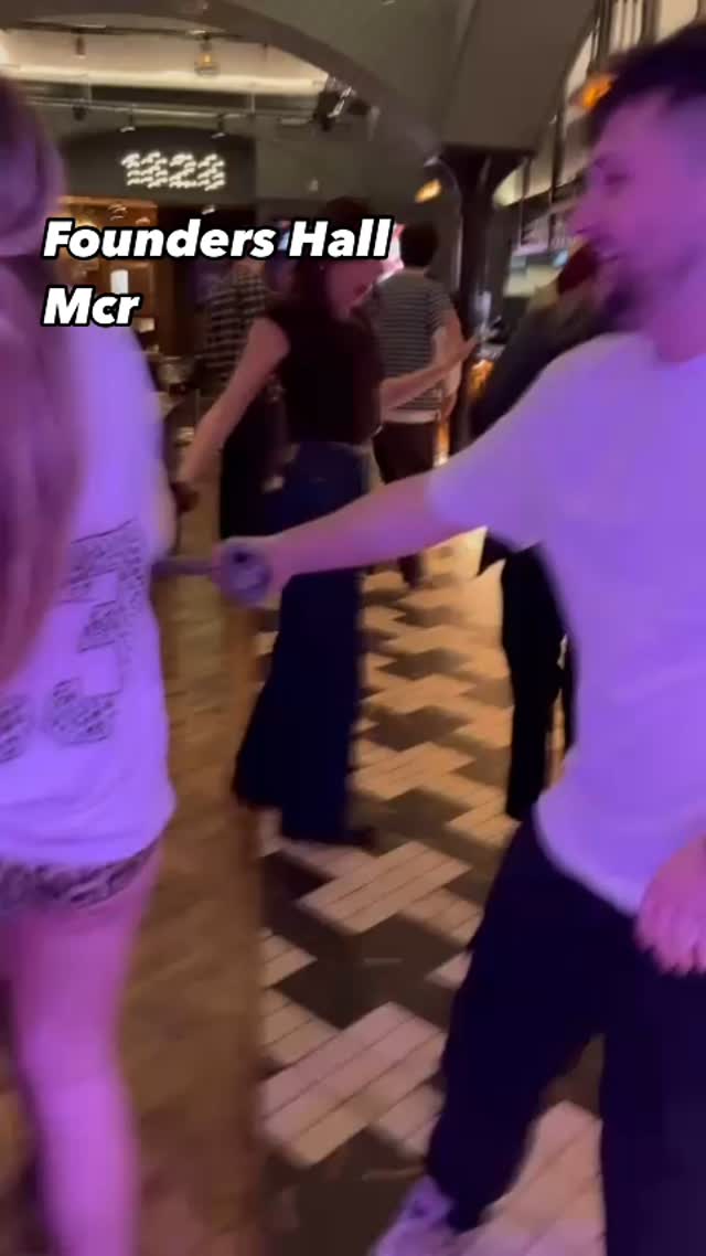 Great to finally play at @jwlees.foundershallmcr last night over Easter weekend
#partyband #easter #manchester #partybands #thekillers