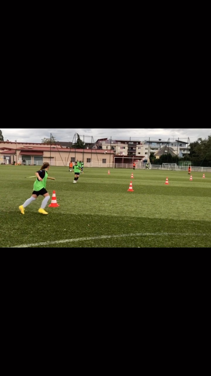 ⚽️⚽️💪🏽💪🏽🔥🔥#stagefoot #samodjisport #passes #dribble #perfectionnementfootball